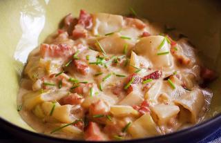 Fondue-dEndives-a-la-Creme-et-Lardons.jpeg
